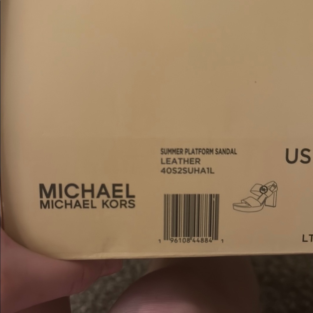 Michael Kors Leather Cream Summer Platform Sandal NIB size 9 - Picture 9 of 11